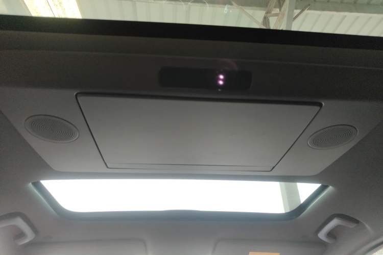 Used Li Auto L9 2022 Max model
