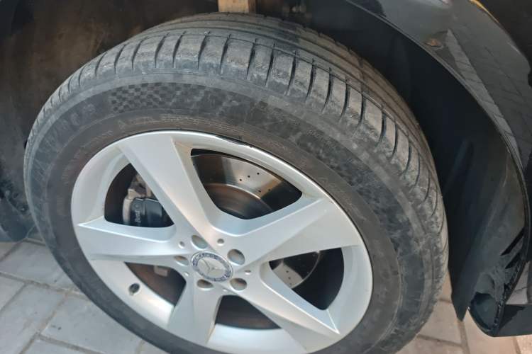 Used Mercedes-Benz M-Class 2015 ML 320 4MATIC
