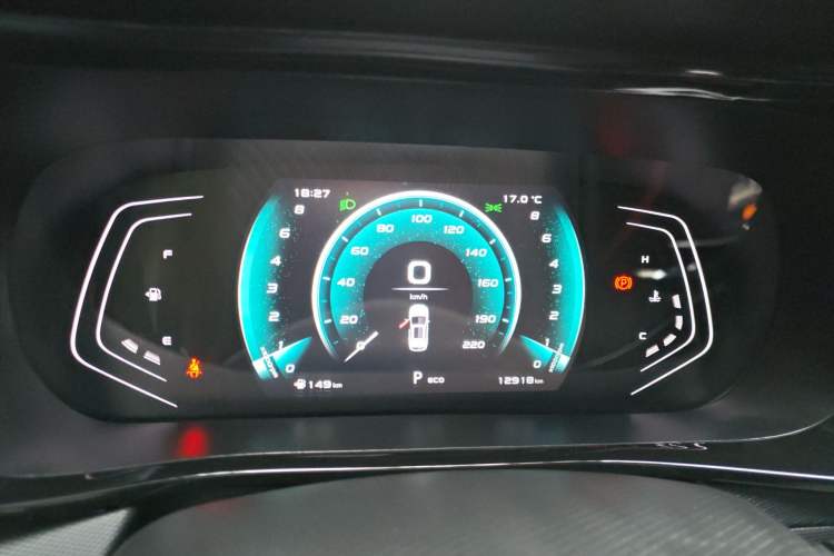 Used CHANGAN OSHAN X5 2021 1.5T DCT Prestige Edition Instrument Cluster