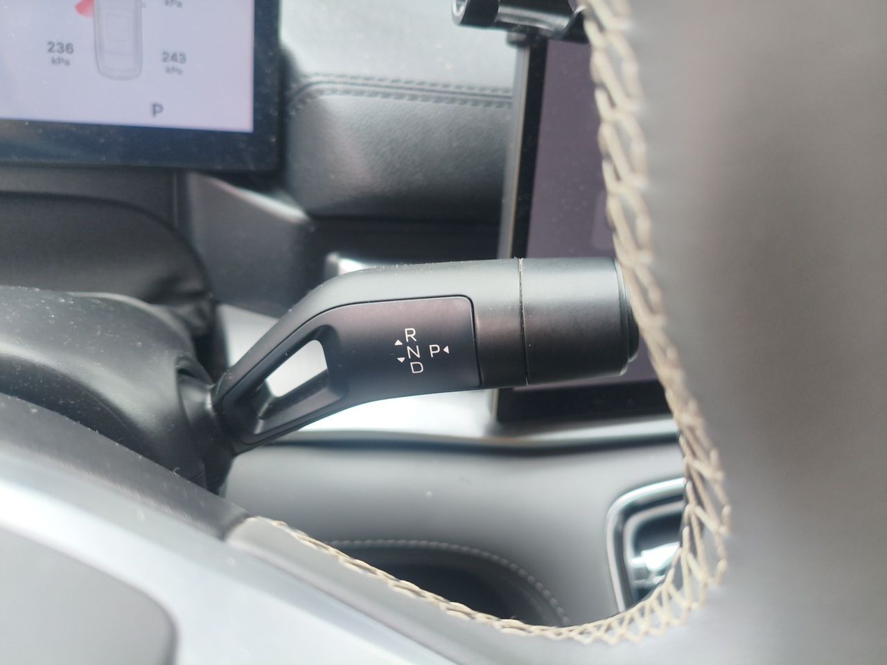 Geely Galaxy A7 2025 Model EM-i 150km Prestige Edition — снимка 14