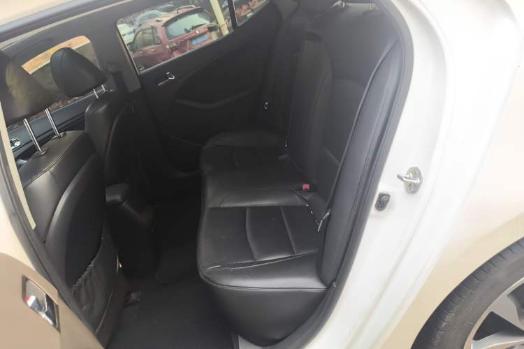 Used Kia K5 2015 2.0L Automatic LUX Left Rear Seat