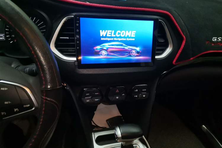 Used GAC Trumpchi GS4 2015 200T G-DCT Elite Edition Audio And AC Panel