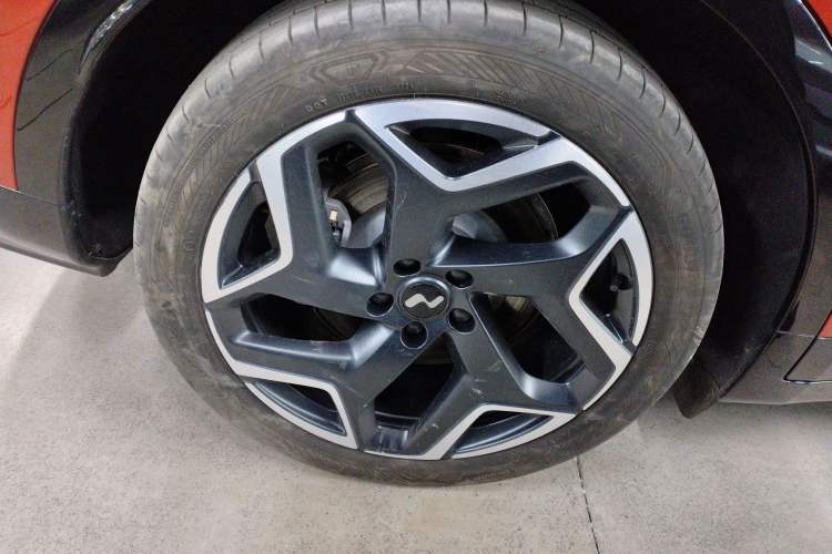 Used ONVO L60 2024 60 kWh Rear-Drive Version
