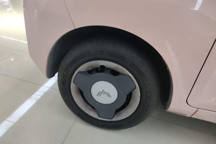 Used Wuling Hongguang MINIEV 2021 Macaron Fashion Model Lithium Iron Phosphate