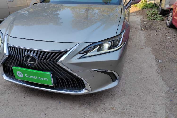Used Lexus ES 2020 200 Excellence Edition