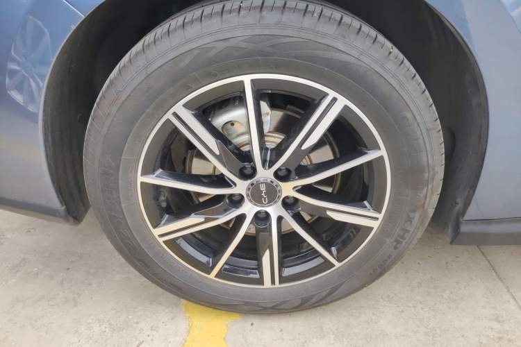 Used BYD Seal 06 New Energy 2024 DM-i 120KM Prestige Model Exterior 5