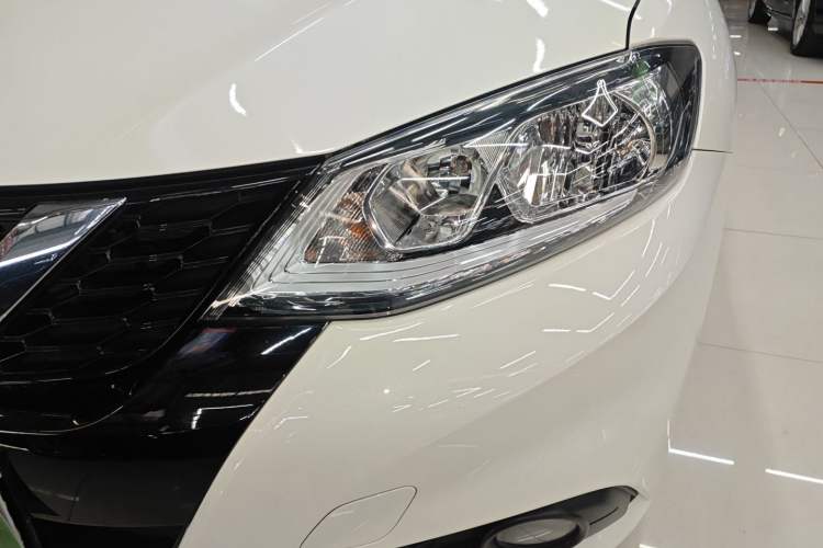 Used Nissan Tiida 2020 1.6L CVT Smart Drive Edition Left Front Headlight