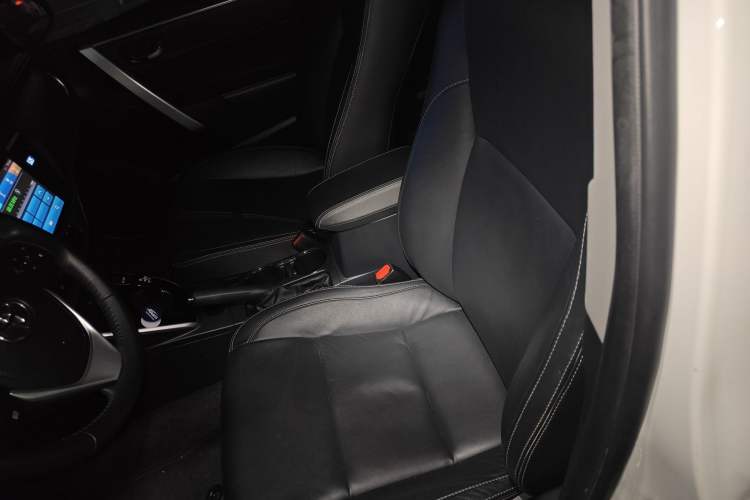 Used Toyota Corolla 2017 Revised Dual-Engine 1.8L E-CVT Elite Edition