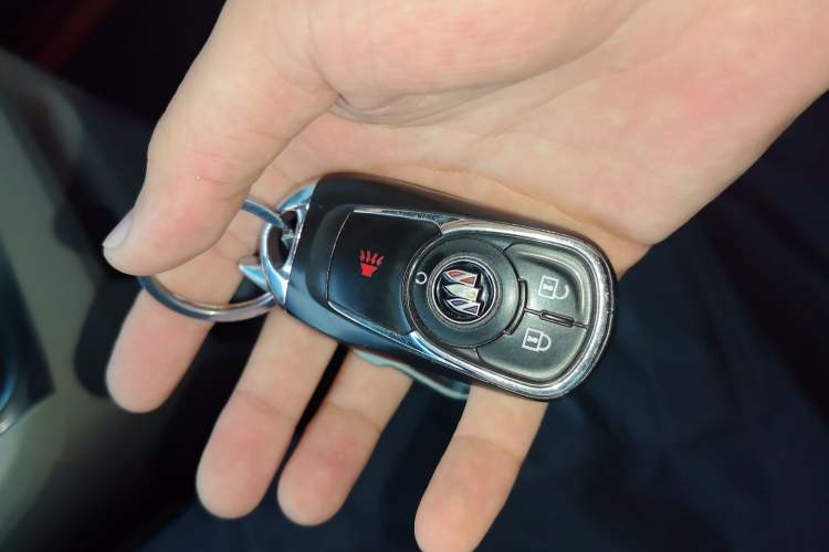 Used Buick GL8 2023 Land Executive Class Smart Enjoyment Model Vehicle Key