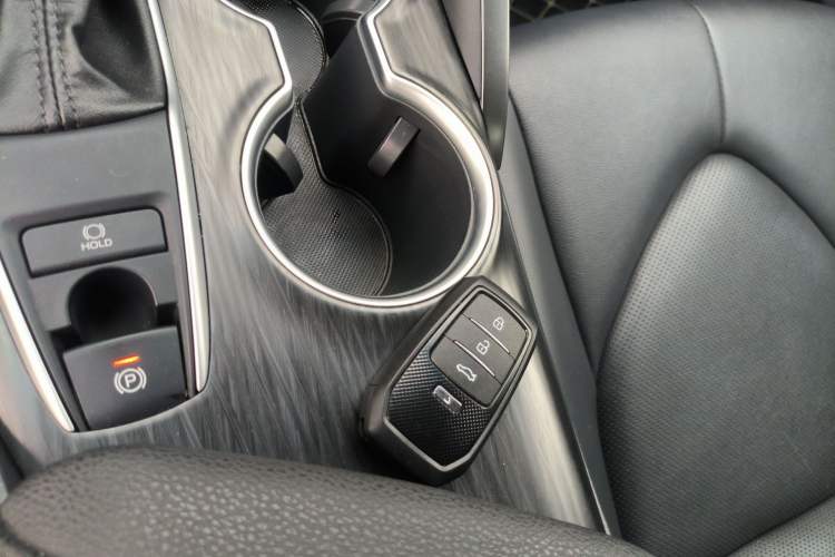 Used Toyota Camry 2023 2.0G Luxury Edition Vehicle Key
