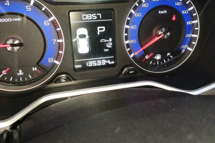 Used Geely Auto Vision X3 2017 1.5L Automatic Luxury Model Odometer Close Up