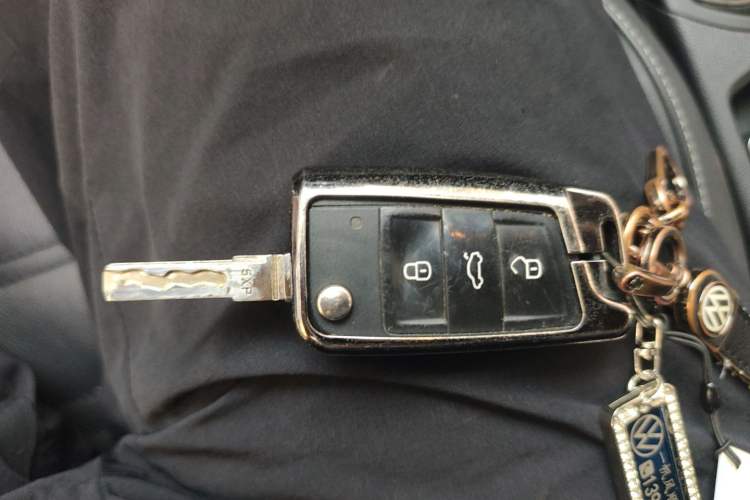 Used Volkswagen Touran 2016 Volkswagen Touran L 280TSI DSG Comfort Edition
