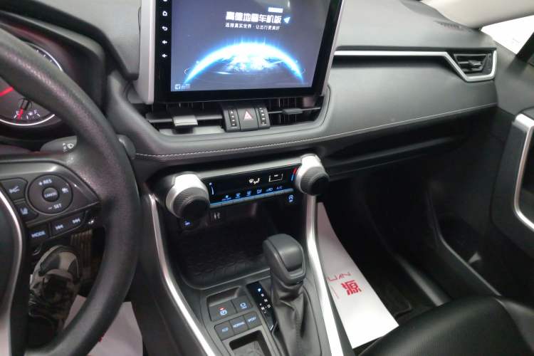 Used Toyota RAV4 2020 2.0L CVT Two-Wheel Drive Urban Edition
