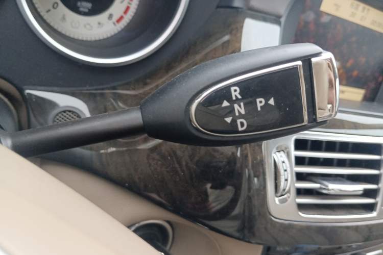 Used Mercedes-Benz CLS 2012 CLS 300 CGI Gear Lever
