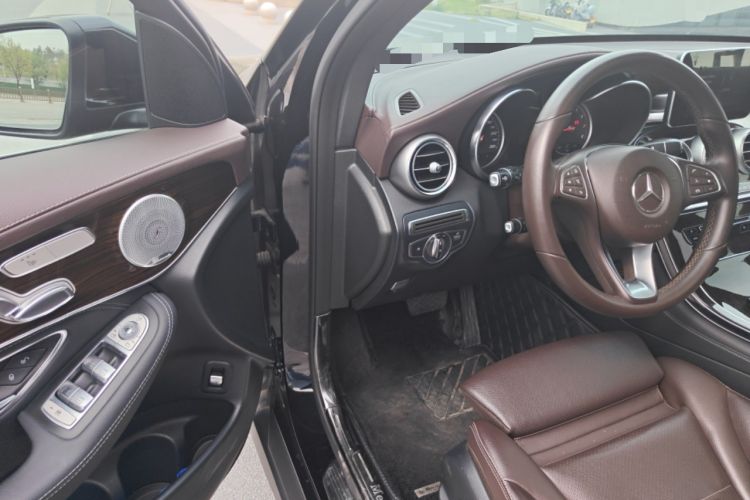 Used Mercedes-Benz GLC 2018 GLC 260 4MATIC Dynamic Edition Driver Seat