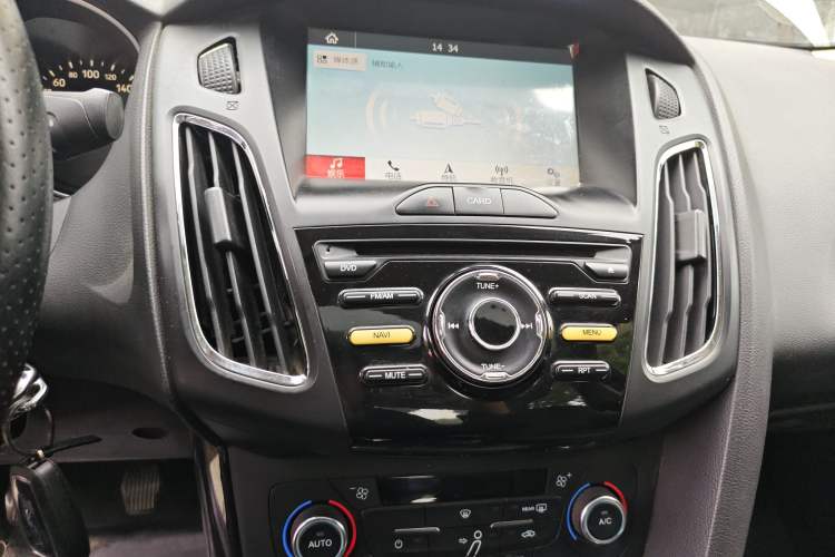 Used Ford Focus 2017 Sedan 1.6L Manual Fashion Edition Smart Drive Version