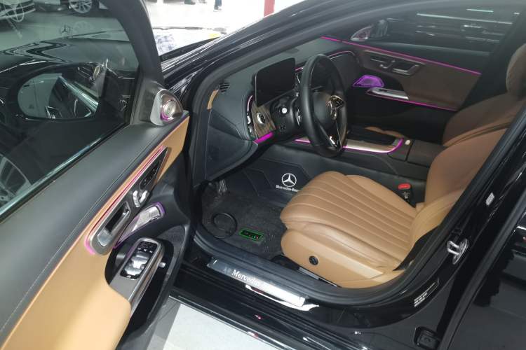 Used Mercedes-Benz E-Class 2024 Refresh E 300 L Stylish Edition Driver Seat