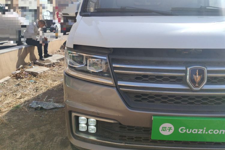 Used Jinbei New Hiace S 2021 1.5L Wealth Central Air-Conditioned Van China VI Standard SWC15M