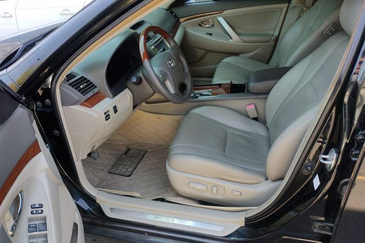 Used Toyota Camry 2013 200G Classic Luxury Edition Driver Seat