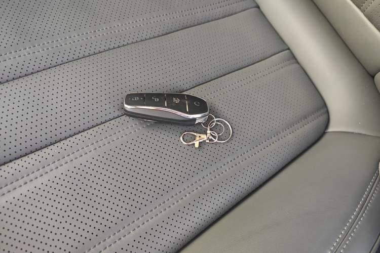 Used BYD Song L EV 2025 Intelligent Driving Version 662 km LiDAR Excellence Edition