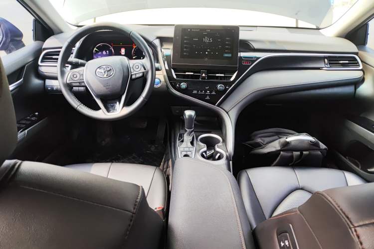 Used Toyota Camry 2021 Dual-Motor 2.5HG Luxury Edition
