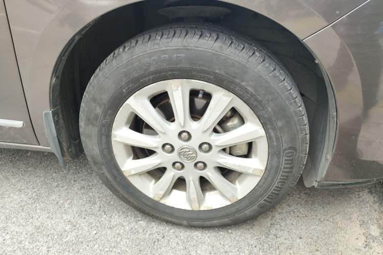 Used Buick GL8 2013 3.0L GT Luxury Business Haoya Edition
