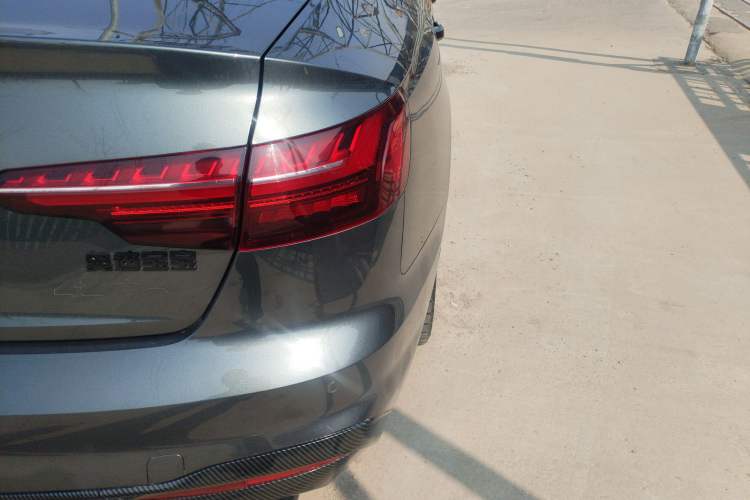 Used Audi A4L 2022 40 TFSI Luxury Dynamic Model Right Rear Taillight