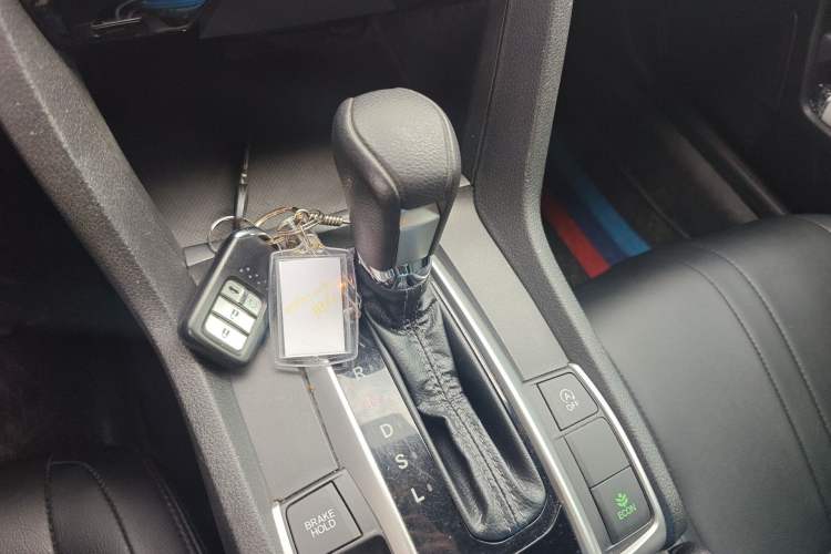 Used Honda Civic 2016 220TURBO CVT Luxury Edition