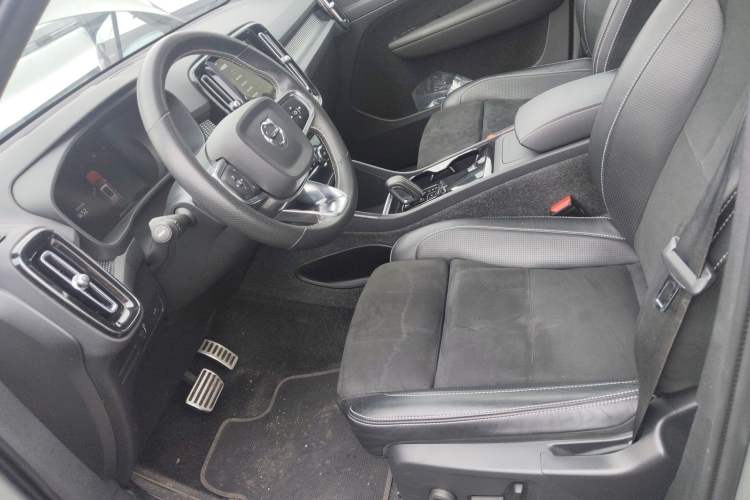 Used Volvo XC40 New Energy 2021 P8 Pure Electric All-Wheel Drive Smart Luxury Sport Edition Left Front Seat