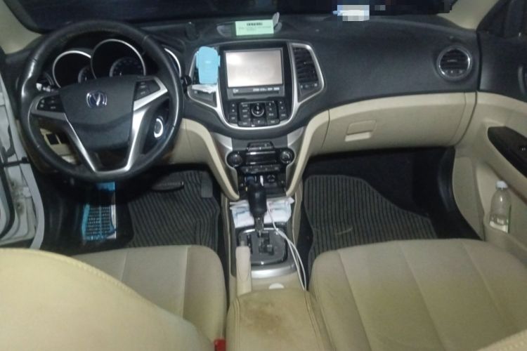 Used CHANGAN Eado 2015 1.6L Automatic Luxury Model
