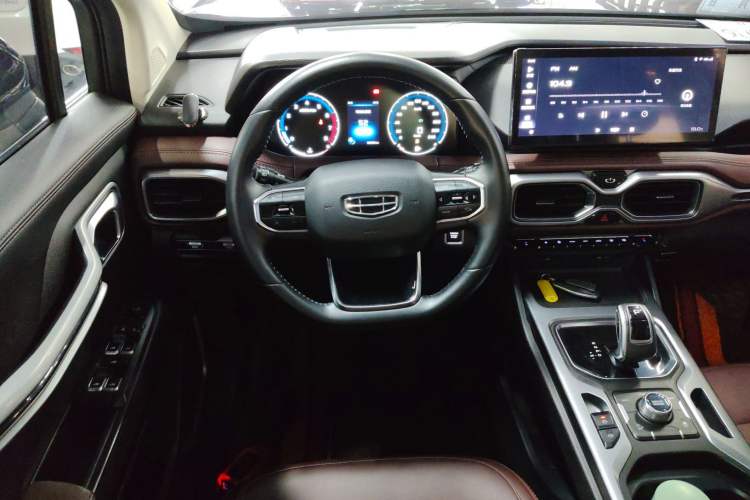 Used Geely Auto Haoyue 2022 1.8TD Automatic Prestige 7-Seater
