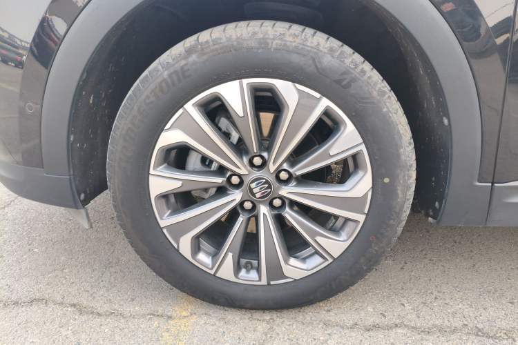 Used Buick Envision 2024 Encore Plus 28T Two-Wheel Drive Luxury Edition