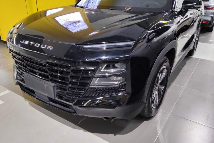 Used JETOUR Dashing 2023 1.5T DCT Starlight Shine Pro Edition
