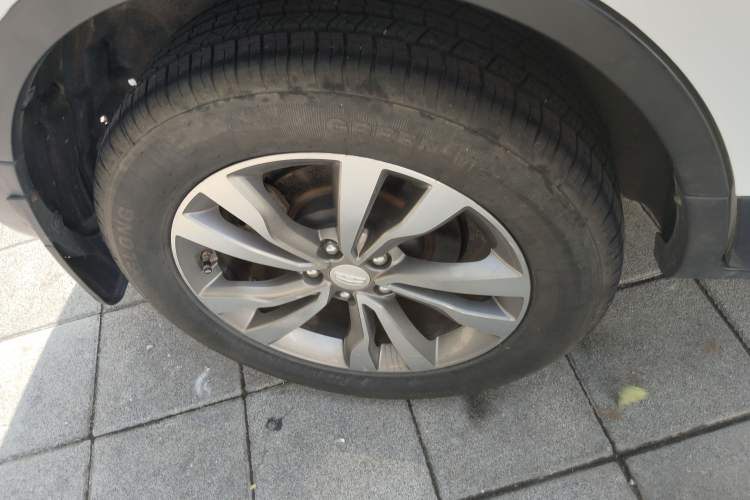 Used Geely Auto Emgrand X7 Sport 2016 1.8TD Automatic ZhiZun Version Exterior 5