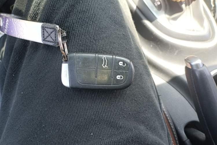 Used Fiat Viaggio 2015 1.4T Automatic Jingxiang Edition Vehicle Key