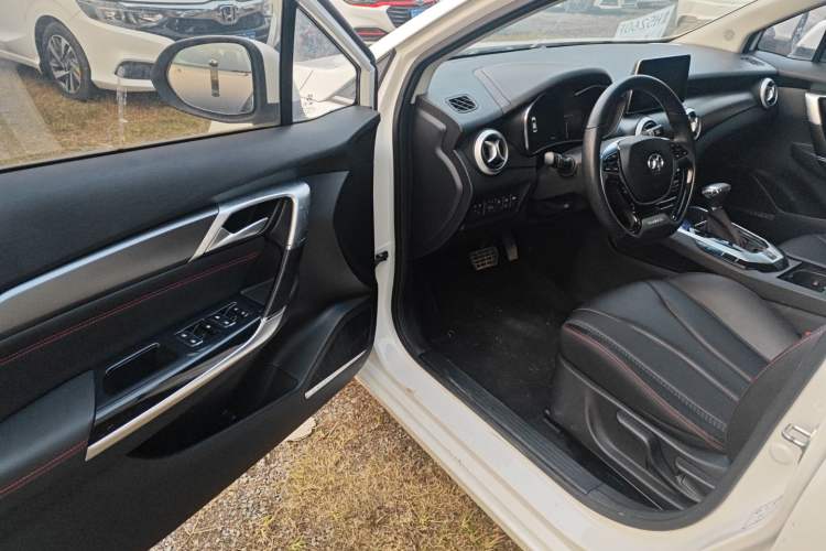 Used BAIC Senova D50 2019 1.5T CVT Prestige Edition China VI

