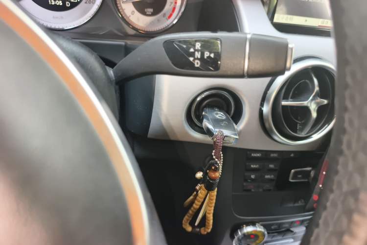 Used Mercedes-Benz GLK-Class 2015 GLK 260 4MATIC Dynamic Edition Ultimate Version
