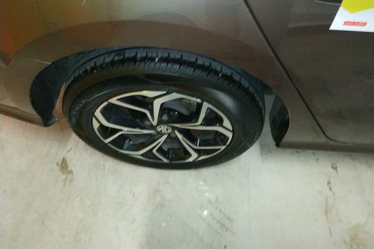 Used MG 5 2022 180 DVVT CVT Youth Luxury Edition