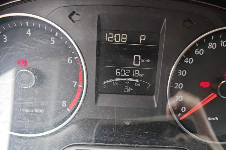 Used Volkswagen Polo 2014 1.6L Cross Polo Automatic