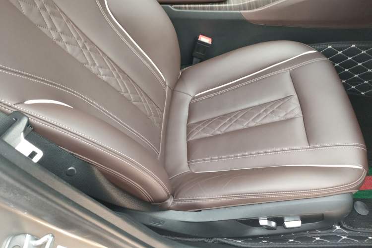 Used BMW 5 Series 2018 Revised Version 530Li Leading Edition Luxury Package
