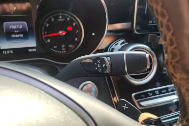 Used Mercedes-Benz GLC 2016 GLC 260 4MATIC Luxury Model
