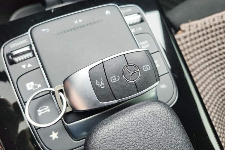 Used Mercedes-Benz A-Class 2020 Restyled A 200 L Sport Sedan Fashion Version
