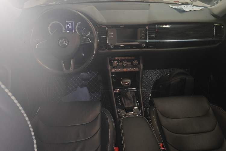 Used Skoda Kodiaq 2017 TSI330 7-Seater Two-Wheel-Drive Luxury Edition