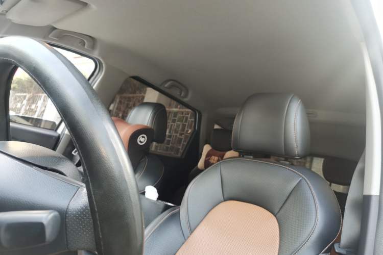 Used Wuling Hongguang S3 2018 1.5L Manual Comfort Model China V Standard
