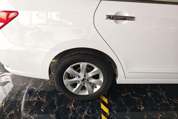 Used Dongfeng Junfeng E11K 2021 60.43 kWh Battery-Swap Version