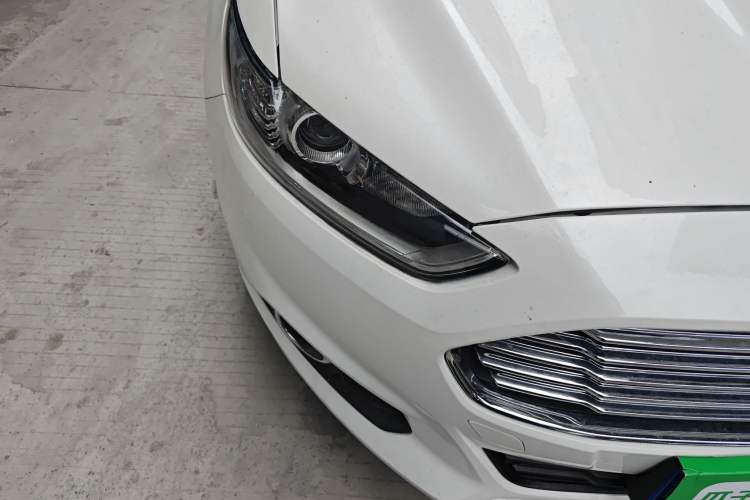 Used Ford Mondeo 2013 1.5L GTDi180 Fashion Edition Right Front Headlight