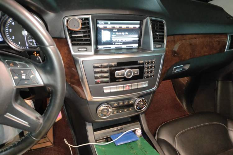 Used Mercedes-Benz M-Class 2012 ML 350 Sport Edition