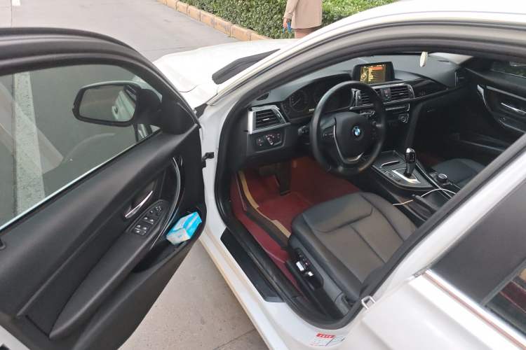 Used BMW 3 Series 2018 318Li
