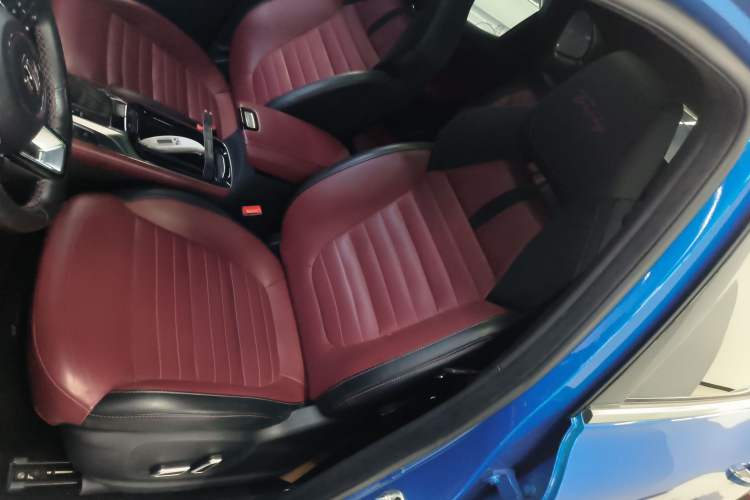 Used MG HS 2018 30T Automatic All-Wheel Drive Trophy Hormone-Infused Version China V Standard