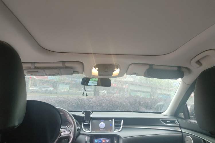 Used Infiniti QX50 2018 2.0T Two-Wheel-Drive Elite Edition
